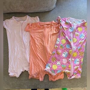 Little sleepies bundle (2T)